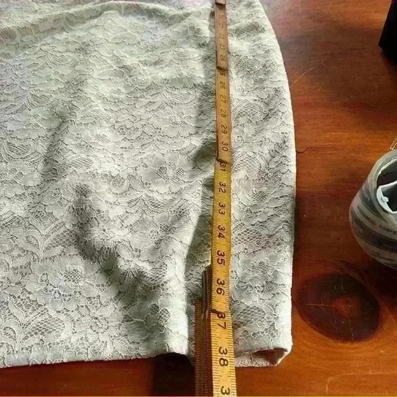 New Eliza J | Cold Shoulder Dress Lace Ivory peach lining Size 10 Wedding Formal - Picture 13 of 16